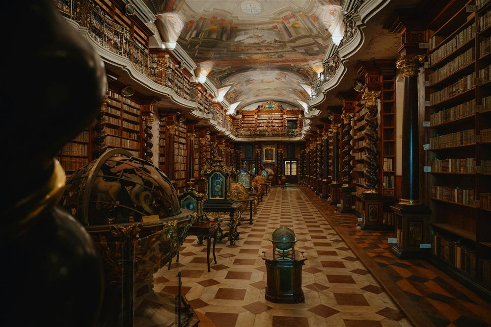 Barocke Bibliothek im Klementinum